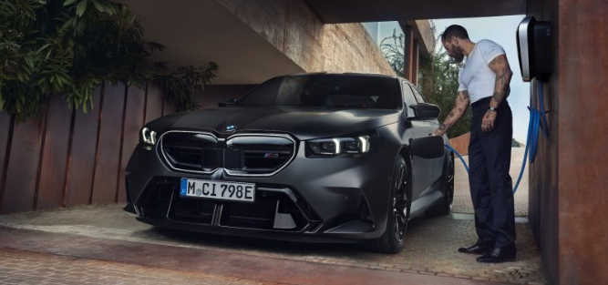 m5berlina-img1