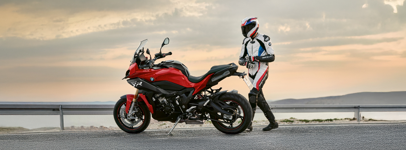 BANNER CARMONA & CIA - S 1000 XR_ 1350 X 500 Motocicleta BMW R 1250 GS ADVENTURE Banner - Sucursal La Serena